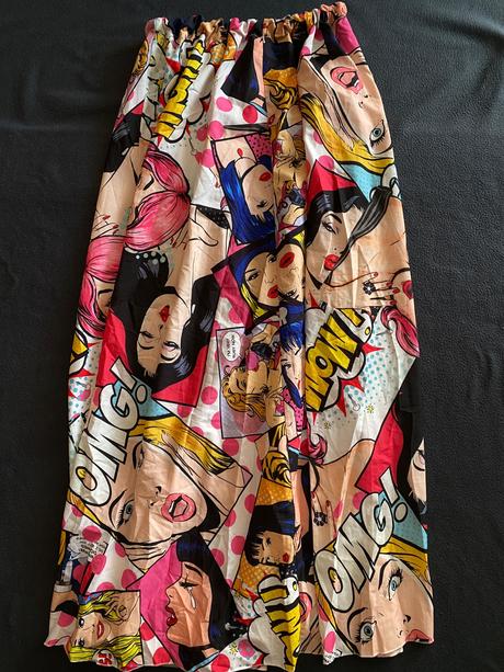 Farebná sukna, m / s