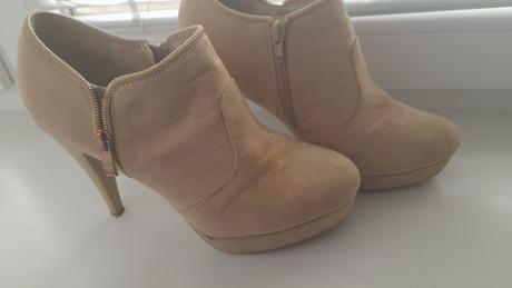 Členkov lodičky s platformou semiš, 39