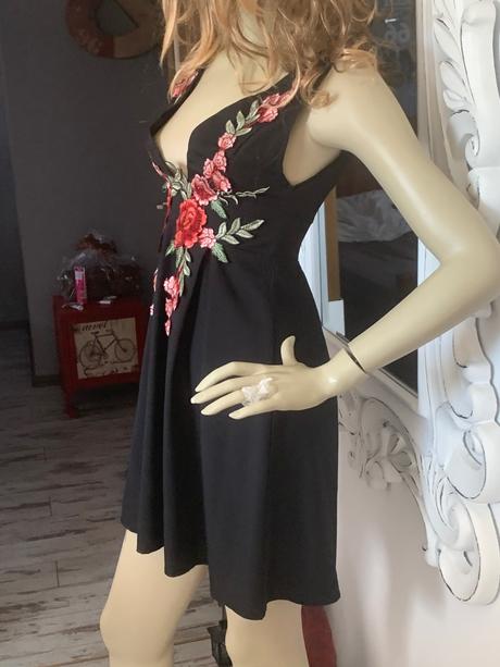 Luxusne vysivane saticky malibu, s