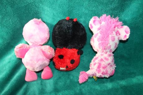 3x zvieratko s velkymi ockami,