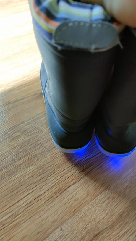 Gumáčiky blikajúce lupilu, lupilu,28