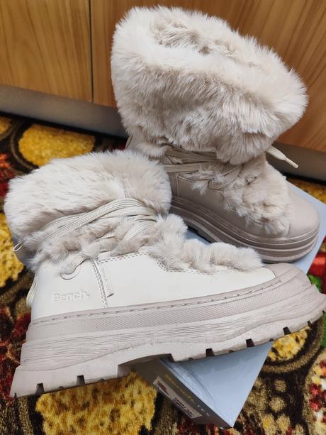 Čižmy 34. vd je 22cm, 34