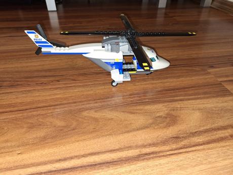 Lego city 60138 naháňčka,