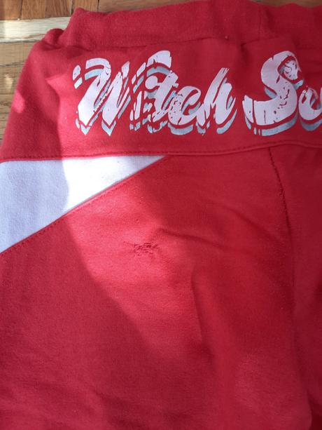 Dievčenské tepláky, 122