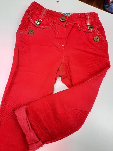 Menčesterové nohavice, 92