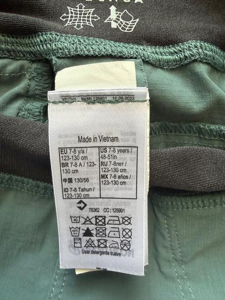 Turistické kraťase, decathlon,122