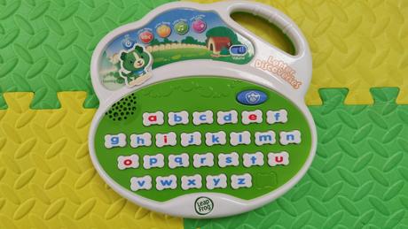 Leapfrog toy na učenie abecedy, 