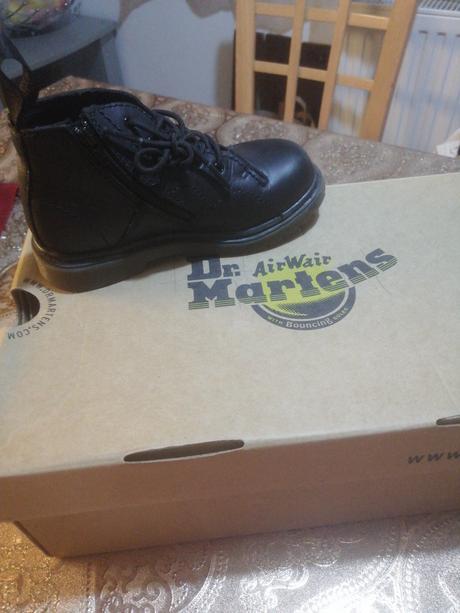 Kožené topánky dr. martens, 27