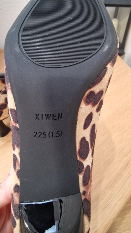 Lodičky leopard, 35