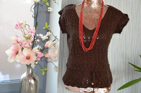 Háčkovaný hnedý svetrík-s, s