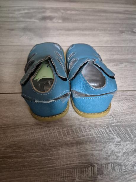 Sandalky barefoot nenosene 18,2cm, 29