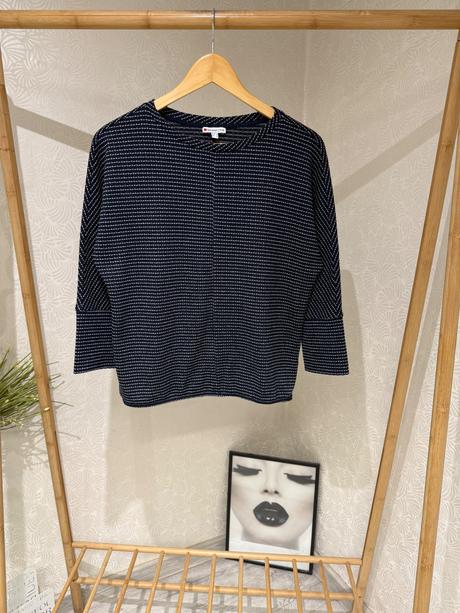 Pulover street one, street one,s