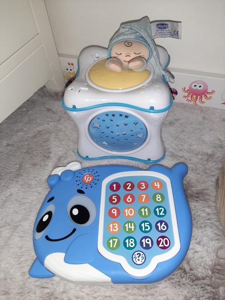 Kocka chicco a veľryba fisher price, 
