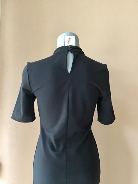 Krasne saty tavrujuce postavu so vzorom /c, george,36