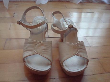 Kožene sandalky, 39