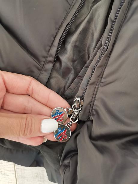 Nádherná moncler bunda, xl