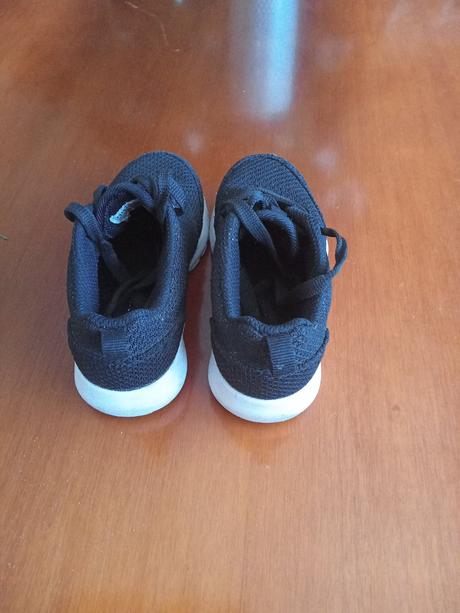 Športové topánky, 28