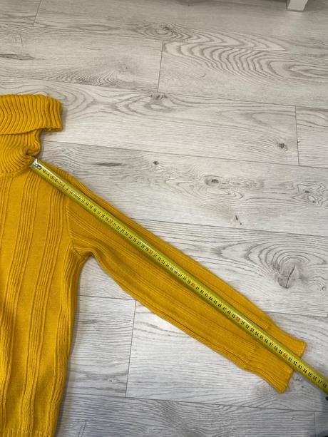 Zimný žltý rolák, s