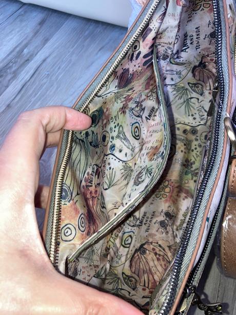 Anekke kabelka, anekke