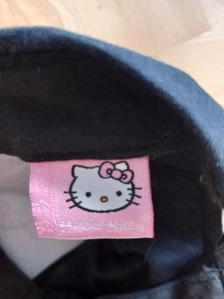 Dievčenská šiltovka, hello kitty