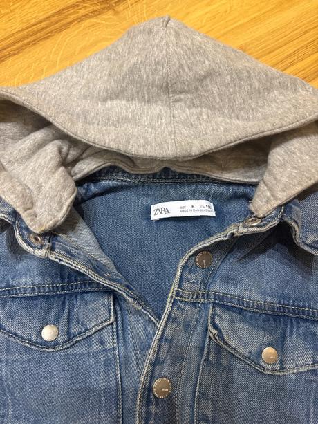 Zara vrchna kosela s kapucou, zara,116