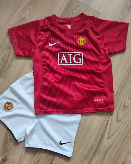 Futbalový dres manchester united 104-110, nike,104