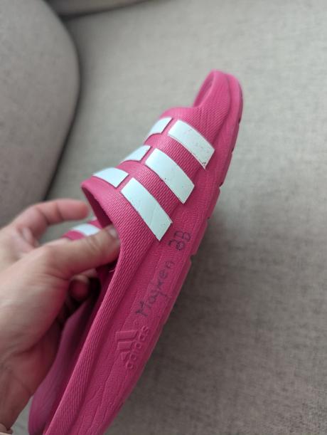 Šľapky, adidas,34
