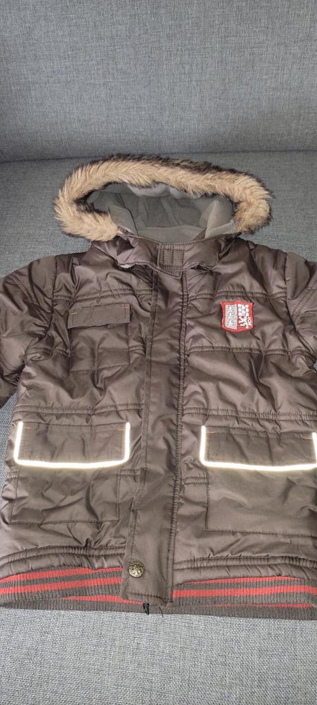 Bunda s čiapkou, kik,104