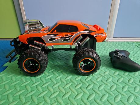 26de_velky truck na ovladanie,