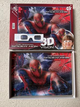 Puzzle spiderman - s 3d okuliarmi - top stav, 