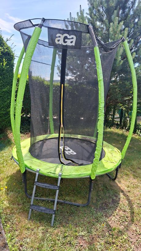 Trampolina aha,