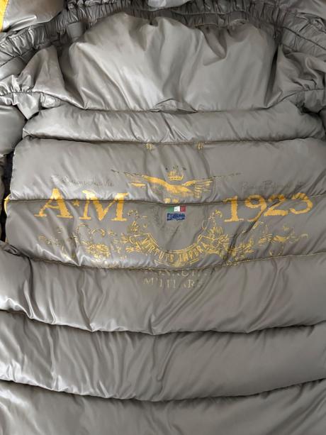 Teplá vesta aeronautica militare, xs