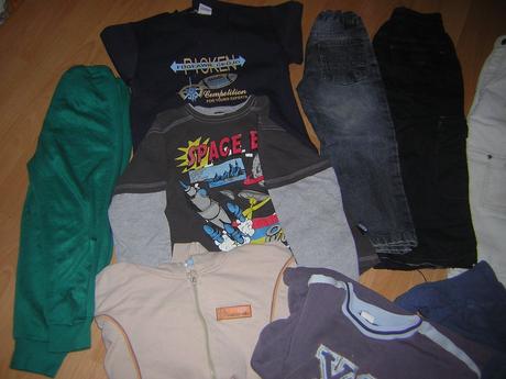 Balík vecí pre chlapca vel.104/116, 104–116