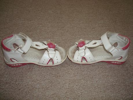 Sandalky, kornecki,24