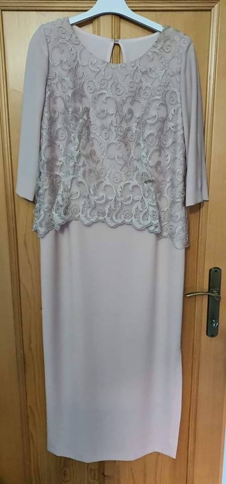 Saty svadobnej mamky hakman, 44