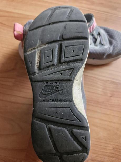 Detske tenisky_sive_nike, nike,35