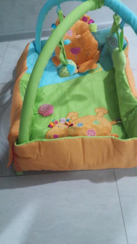 Hracia deka s hrazdičkou,