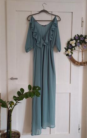 Krásne volné dlhé šaty, 38