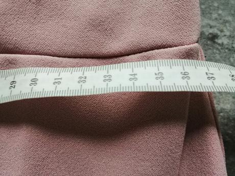 Pružné ružové šaty v38, 38