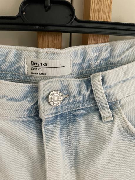 Pánske rifľové kraťasy, bershka,32