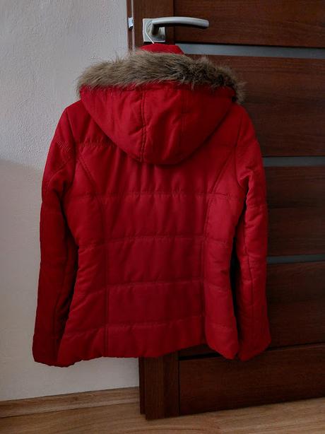 Vinovocervena vetrovka, gate,m