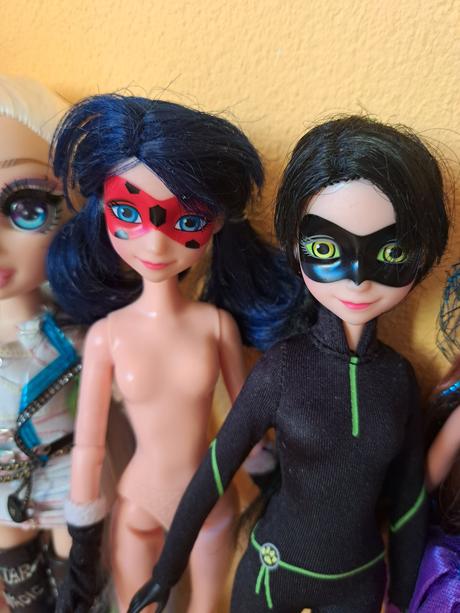 Rôzne bábiky nie mattel,