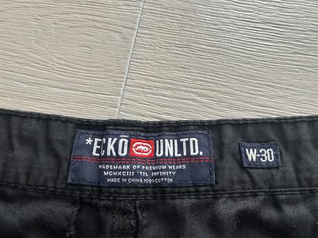 Značkové pánske kraťasy, ecko unltd.,m