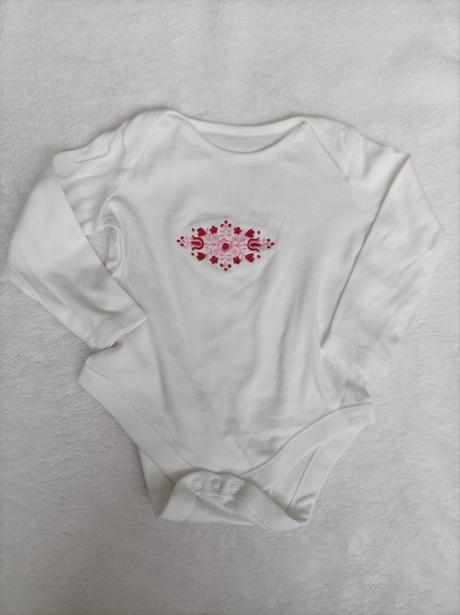 Folkove body, f&f,80