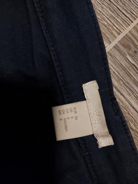 Dámske kraťasy, h&m,36
