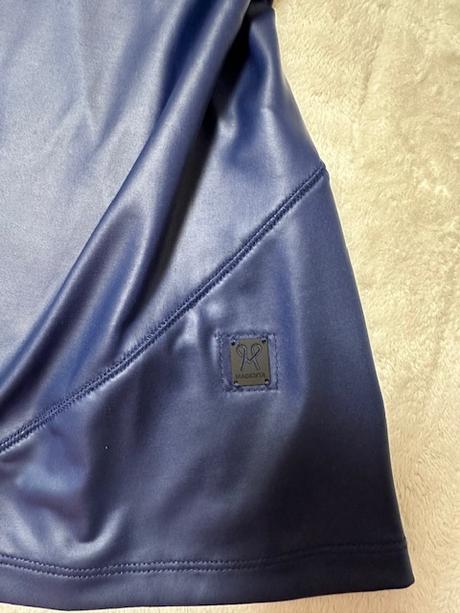 Tmavomodré tričko so zipsom na pleci zn. magenta, m