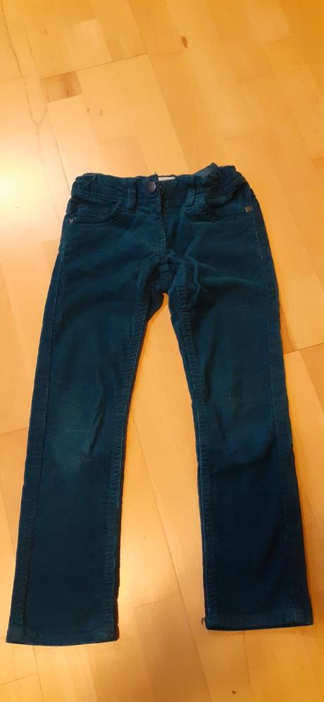 Mencestraky, alive,116