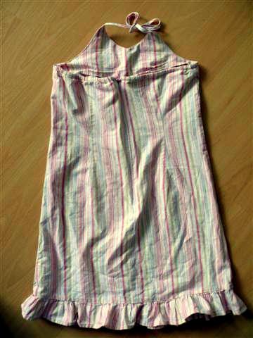 Šatôčky v super stave s kvetinkovými výšivkami, george,122