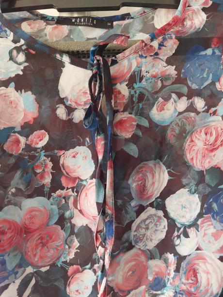 Letna bluzka s ruzami, mohito,xs