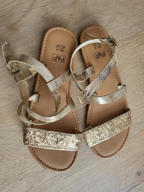 Zlaté sandálky, f&f,37